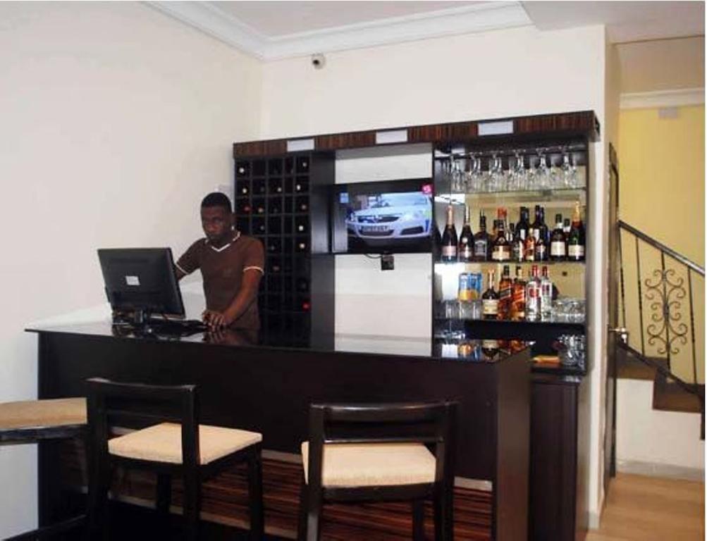 Lakeem Suites Ikoyi Lagos Bagian luar foto